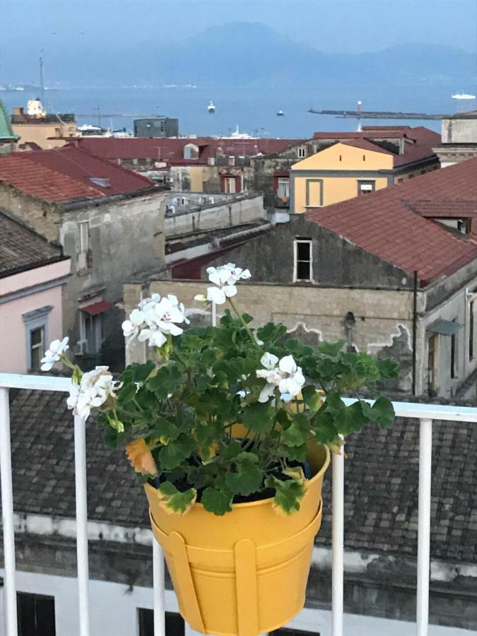 Bed and Breakfast La Casa Sui Tetti à Naples Extérieur photo